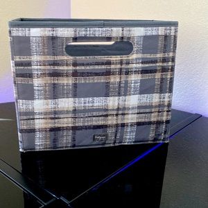 Gently used thirty one fold n file